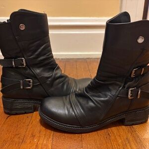 Miz Mooz boots size 37